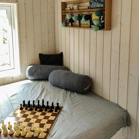 Cozy Family Summer House Near Hove בית נופש Vig