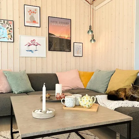 בית נופש Cozy Family Summer House Near Hove *