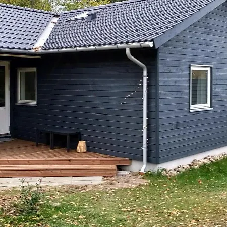 Cozy Family Summer House Near Hove Vig