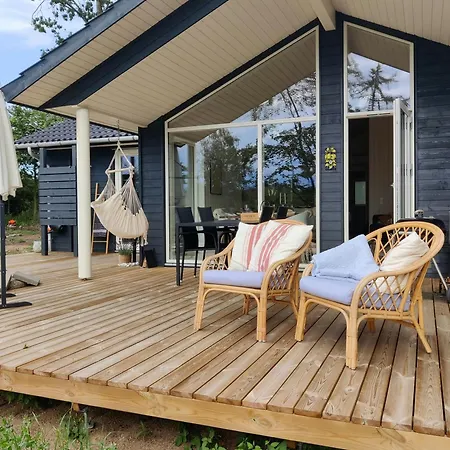 Cozy Family Summer House Near Hove * Vig